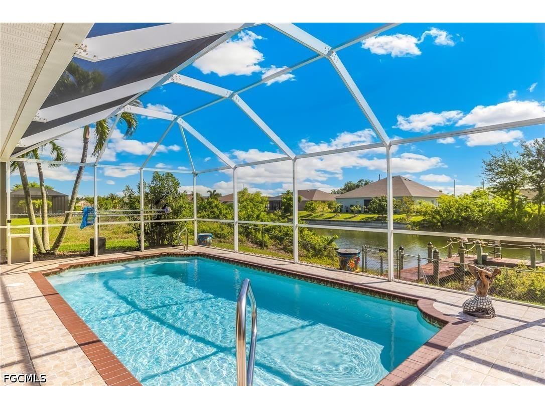311 NE 17th Place Cape Coral FL 33909 2026017914 image4