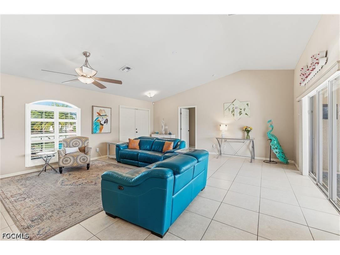 311 NE 17th Place Cape Coral FL 33909 2026017914 image7