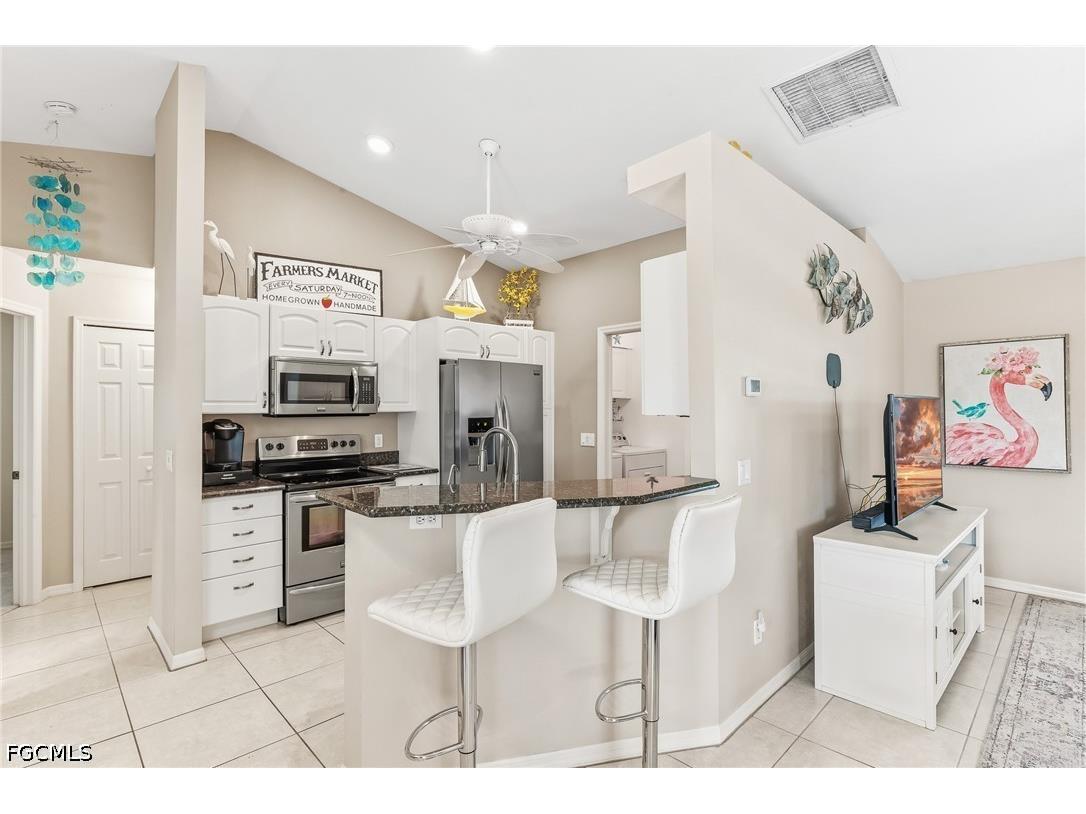 311 NE 17th Place Cape Coral FL 33909 2026017914 image8