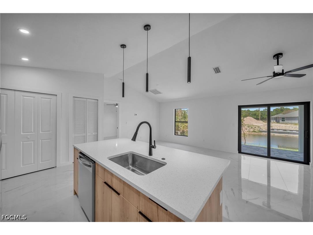 311 NE 31st Street Cape Coral FL 33909 2026018656 image11