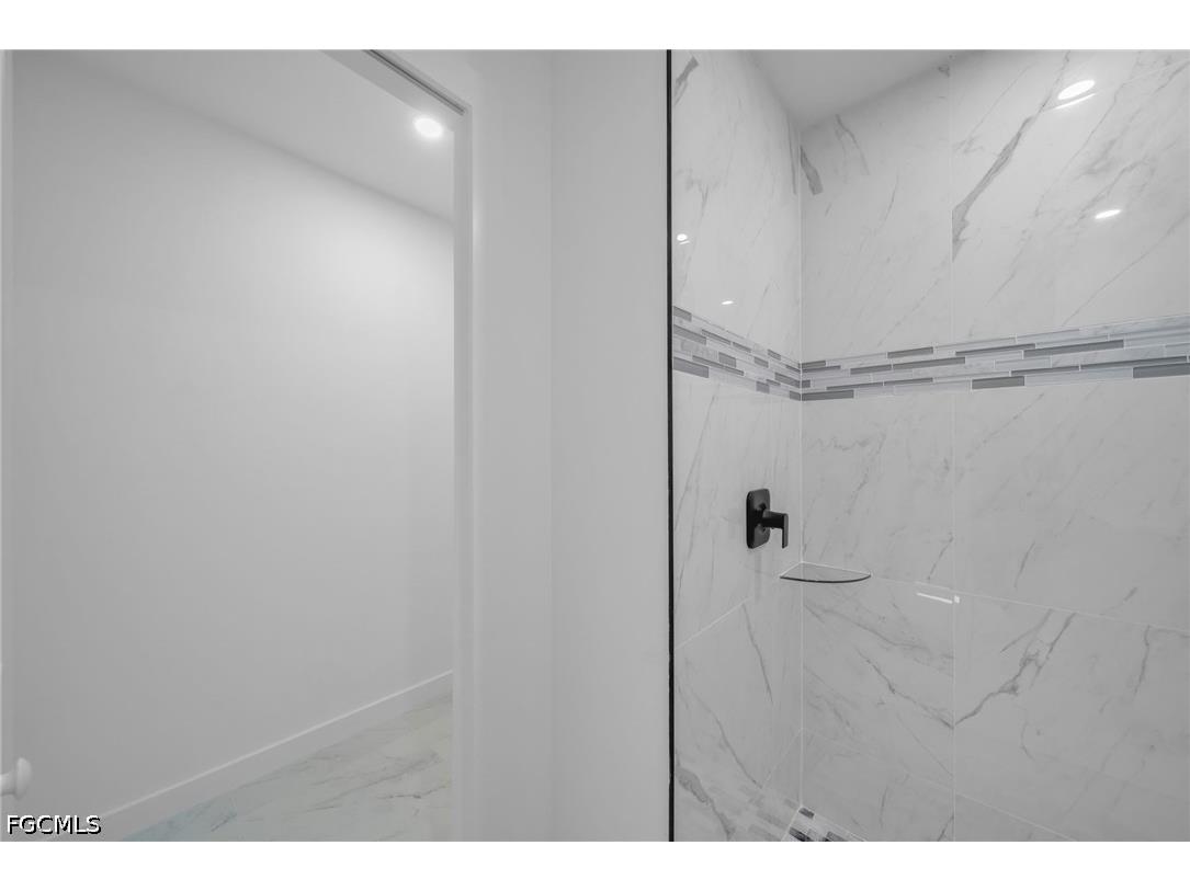311 NE 31st Street Cape Coral FL 33909 2026018656 image16