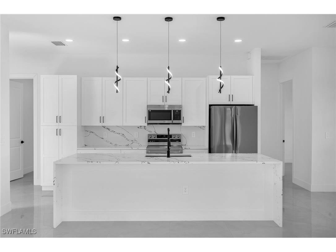 3110 23rd Street SW Lehigh Acres FL 33976 226005646 image4