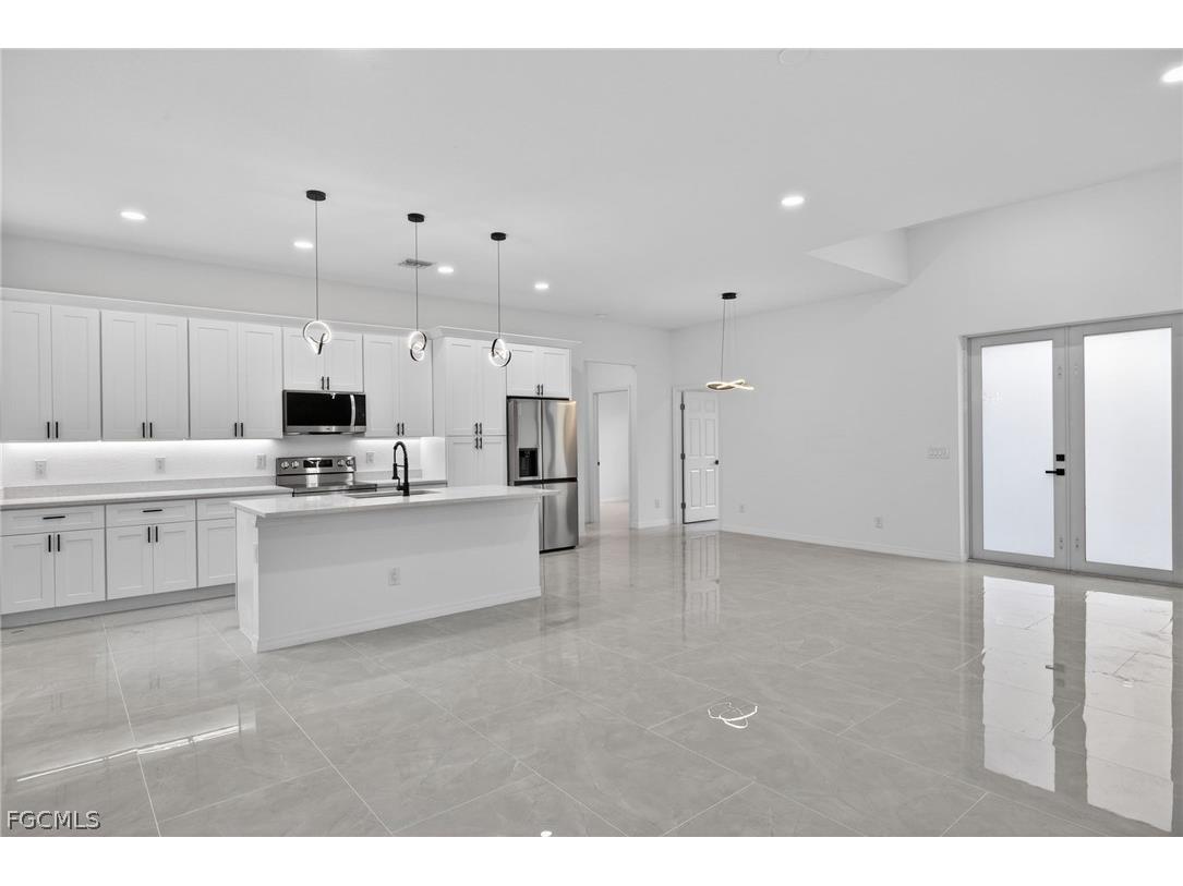 3110 32nd Street W Lehigh Acres FL 33971 2026010059 image3