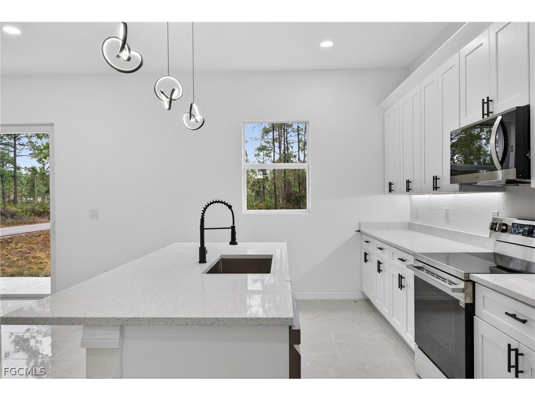 3110 32nd Street W Lehigh Acres FL 33971 2026010059 image8