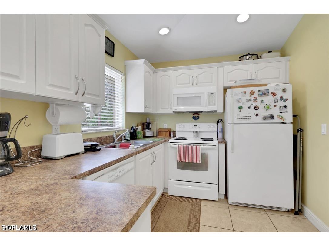 3110 Desoto Boulevard S Naples FL 34117 226019372 image10