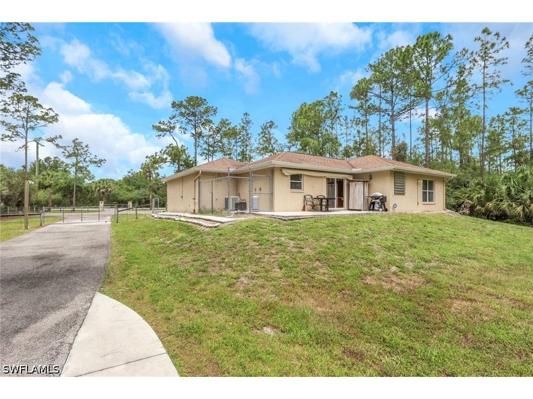 3110 Desoto Boulevard S Naples FL 34117 226019372 image22