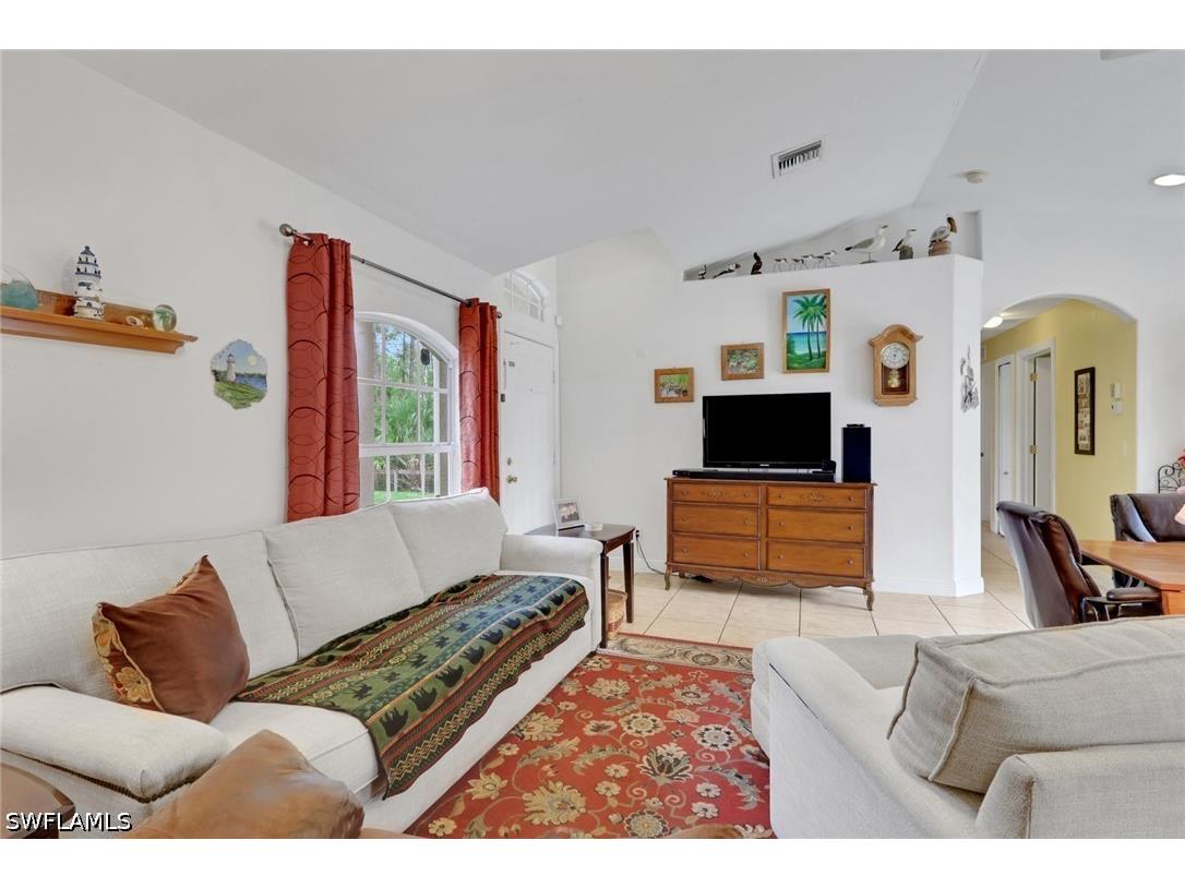 3110 Desoto Boulevard S Naples FL 34117 226019372 image5