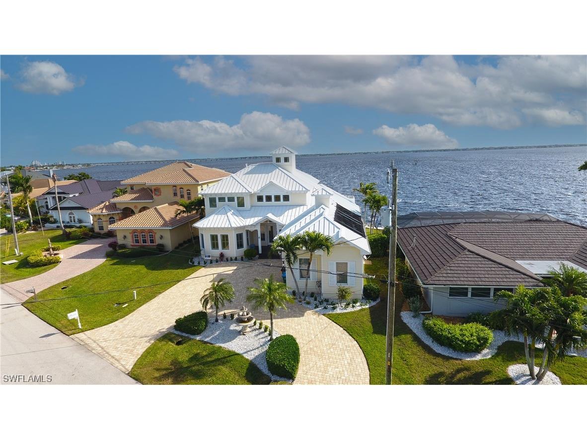 3110 SE 22nd Place Cape Coral FL 33904 224009570 image1