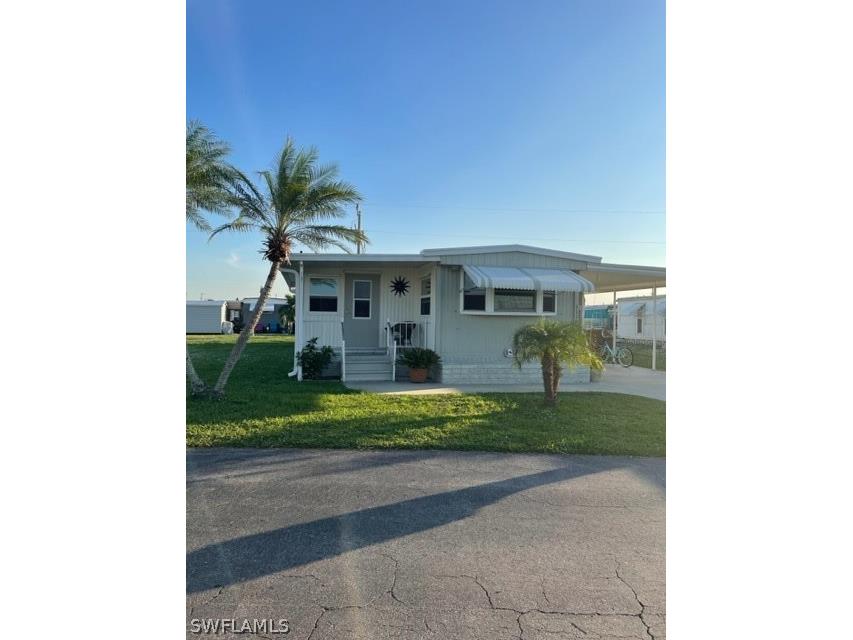 3110 Saturn Circle North Fort Myers FL 33903 222085511 image1