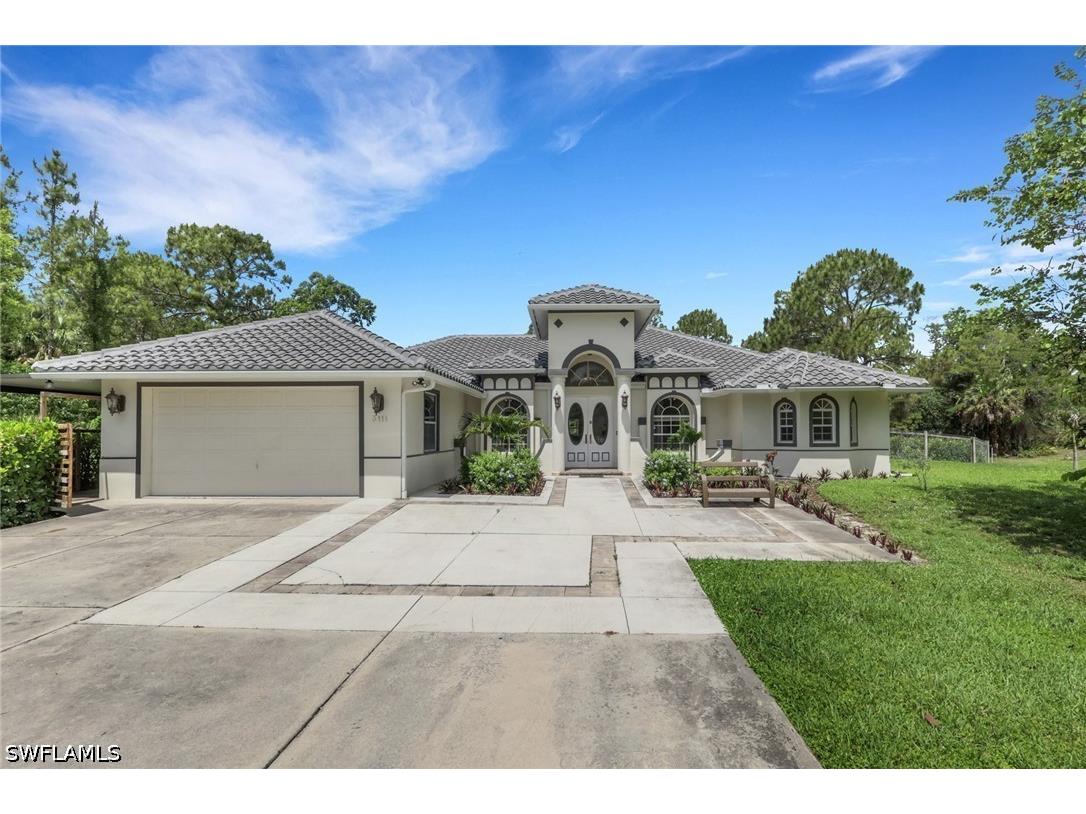3111 4th Street NW Naples FL 34120 226019440 image2