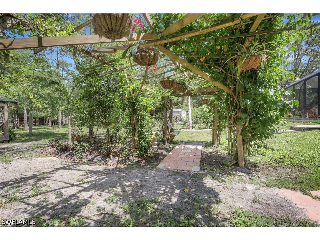 3111 4th Street NW Naples FL 34120 226019440 image43