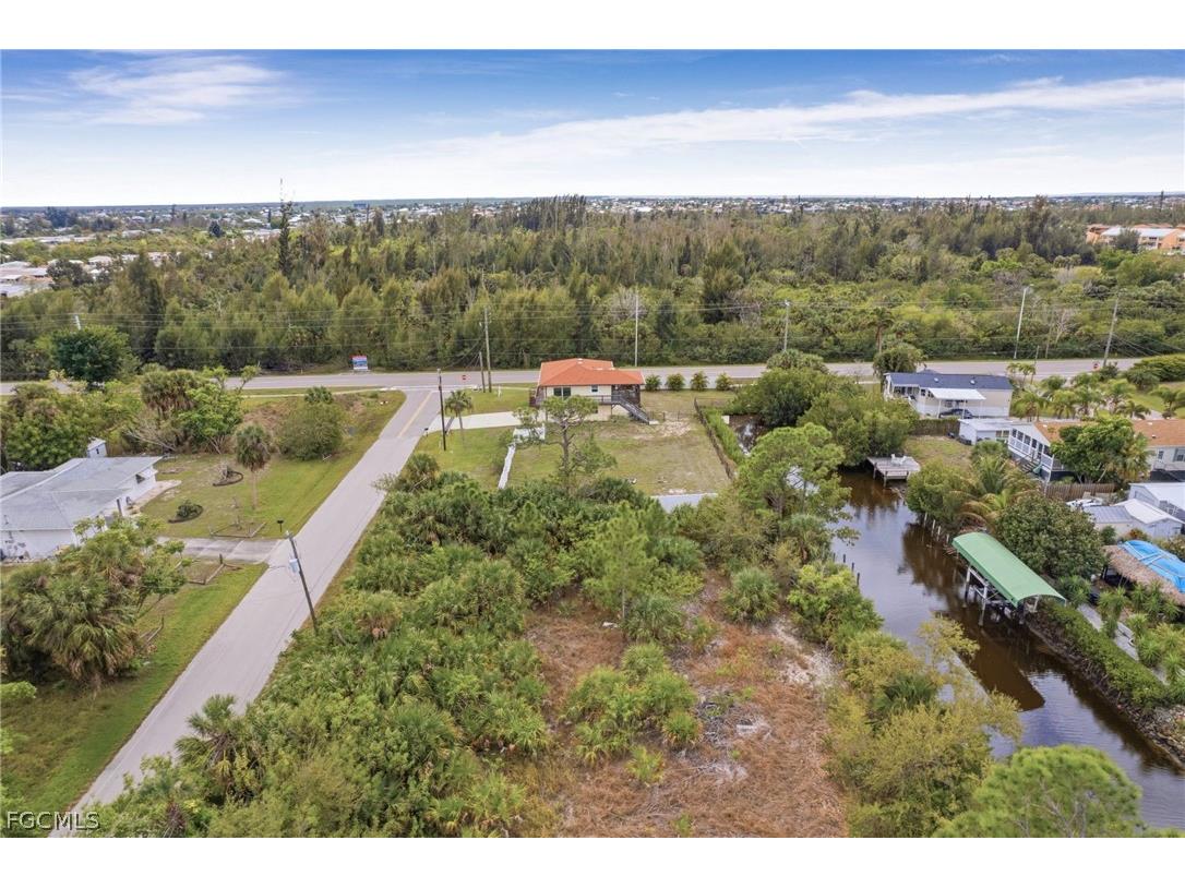 3111 Banyan Way Punta Gorda FL 33950 2026013557 image7