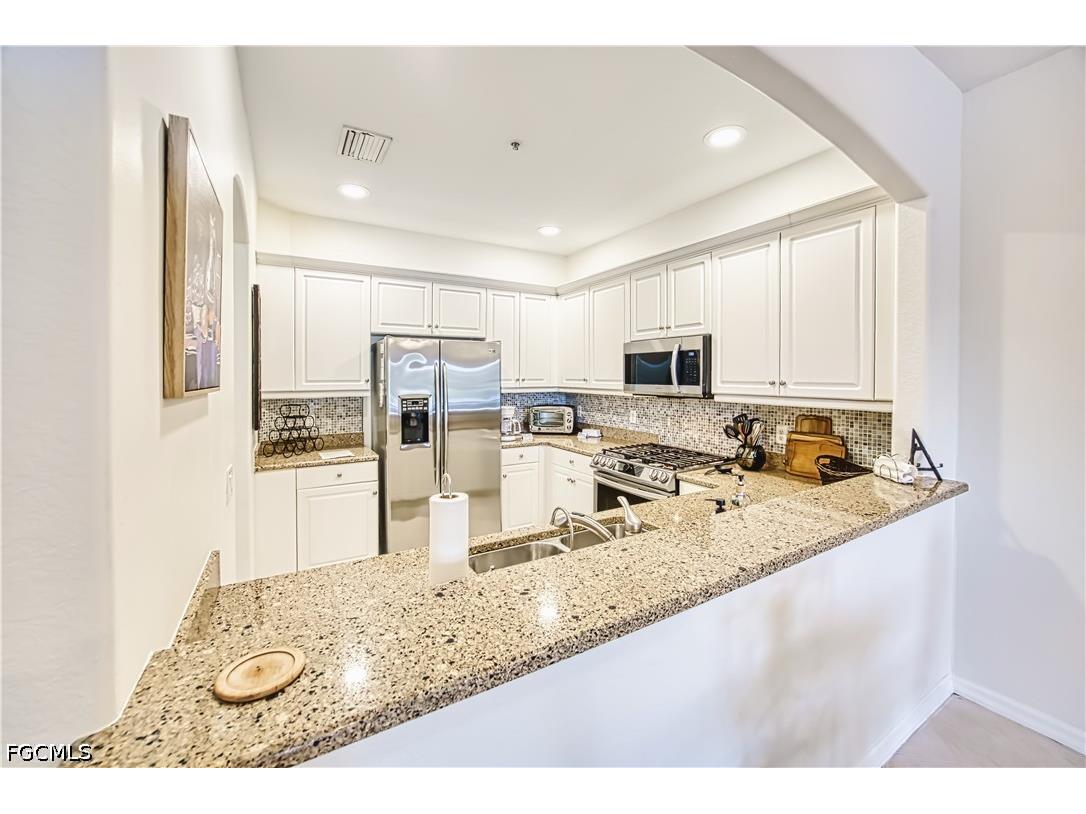 3111 Cottonwood Bend #1704 Fort Myers FL 33905 2026024282 image3