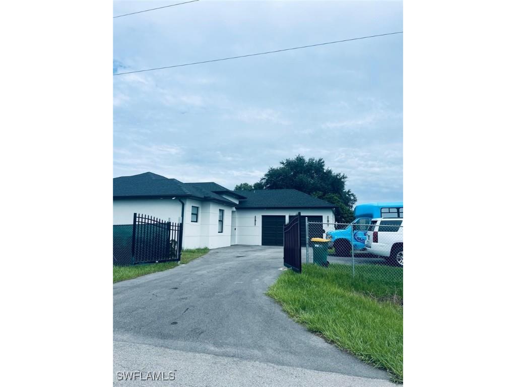 3111 Everglades Boulevard N Naples FL 34120 225068530 image1