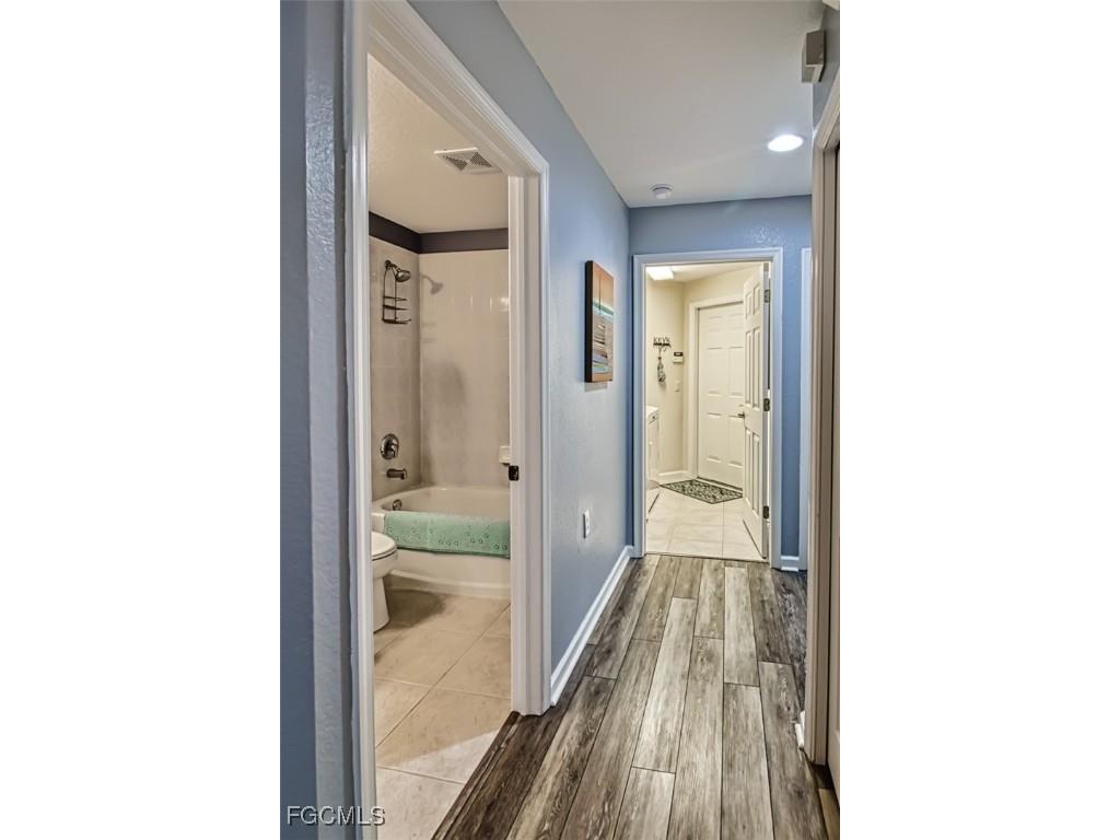 3111 Meandering Way #101 Fort Myers FL 33905 2025015886 image28