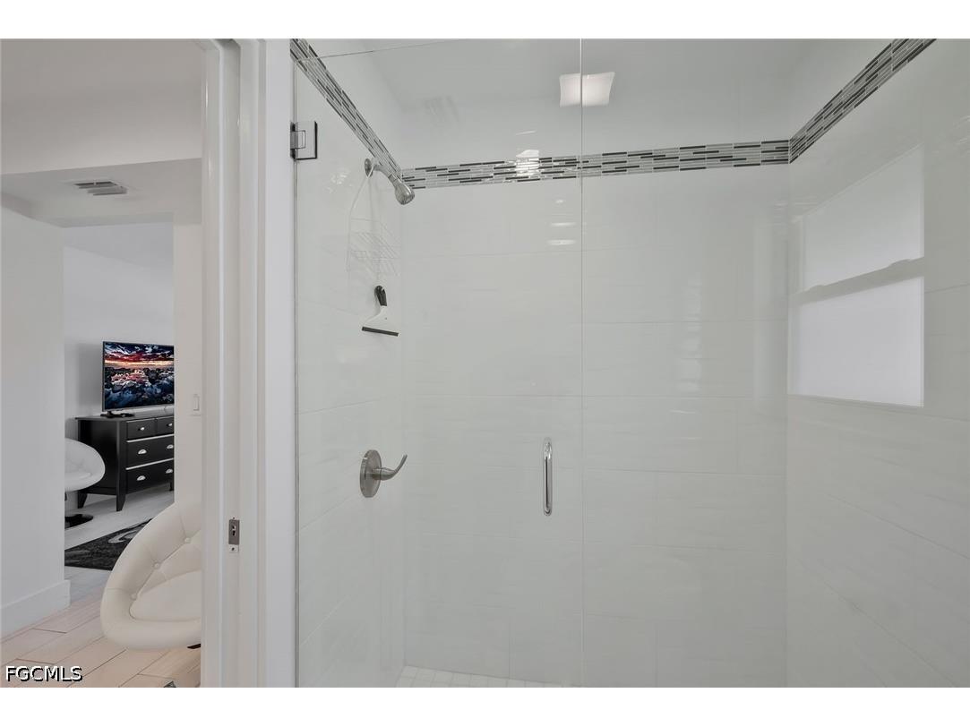3111 SE 22nd Place Cape Coral FL 33904 2026012647 image34