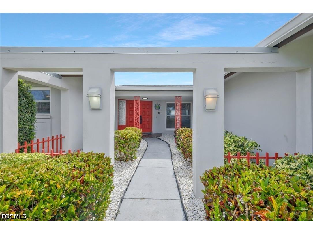 3111 SE 22nd Place Cape Coral FL 33904 2026012647 image4
