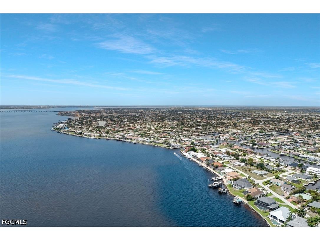 3111 SE 22nd Place Cape Coral FL 33904 2026012647 image40