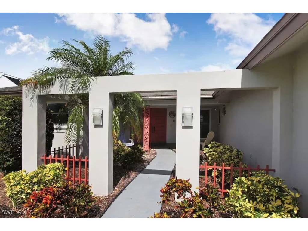 3111 SE 22nd Place Cape Coral FL 33904 225057430 image1