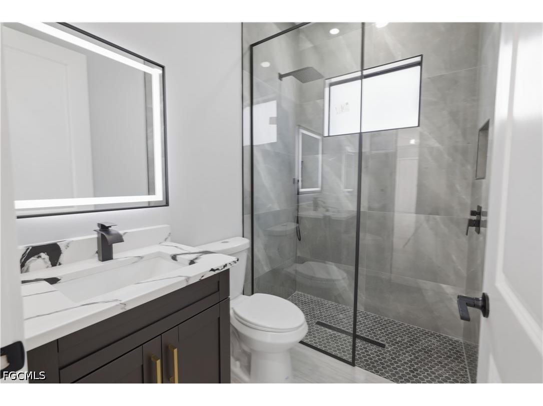 3113 NE Juanita Place Cape Coral FL 33909 2026015847 image20