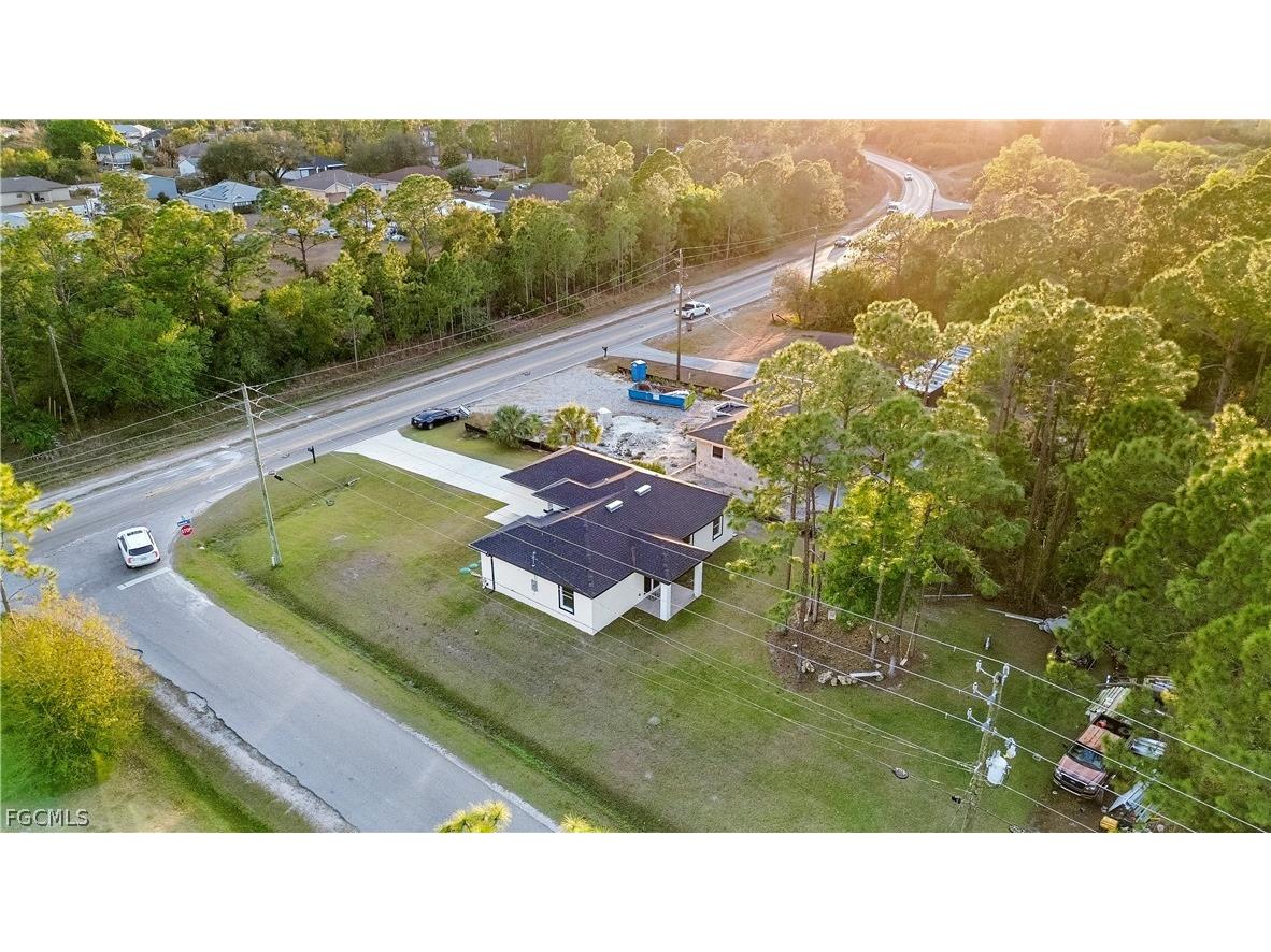 3113 Sunshine Boulevard N Lehigh Acres FL 33971 2026009681 image2