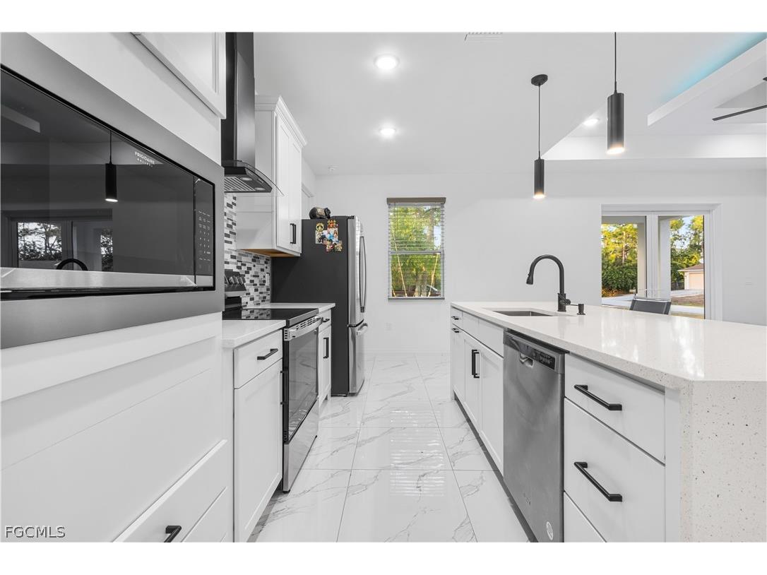 3113 Sunshine Boulevard N Lehigh Acres FL 33971 2026009681 image20