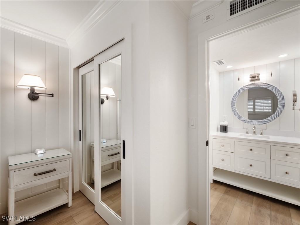 3113 Tennis Villas Captiva FL 33924 225058564 image32