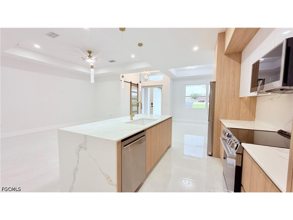 3114 6th Street W Lehigh Acres FL 33971 2026022068 image6