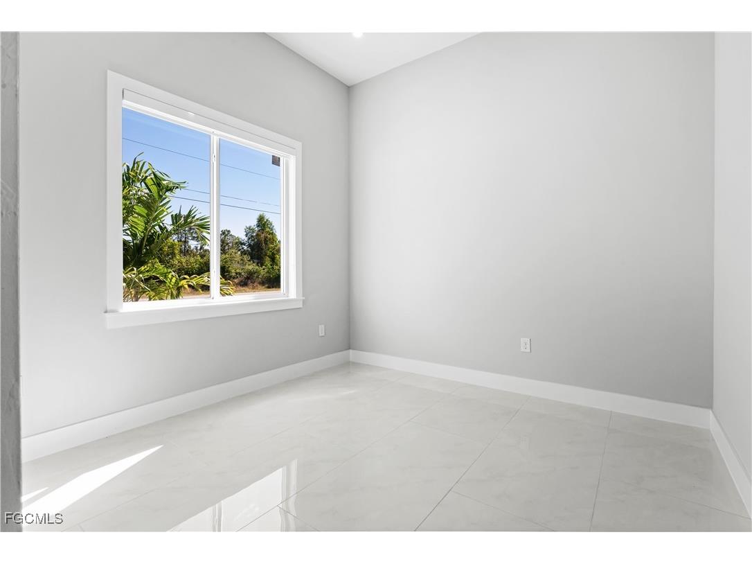 3114 Chiquita Boulevard N Cape Coral FL 33993 2025020928 image16