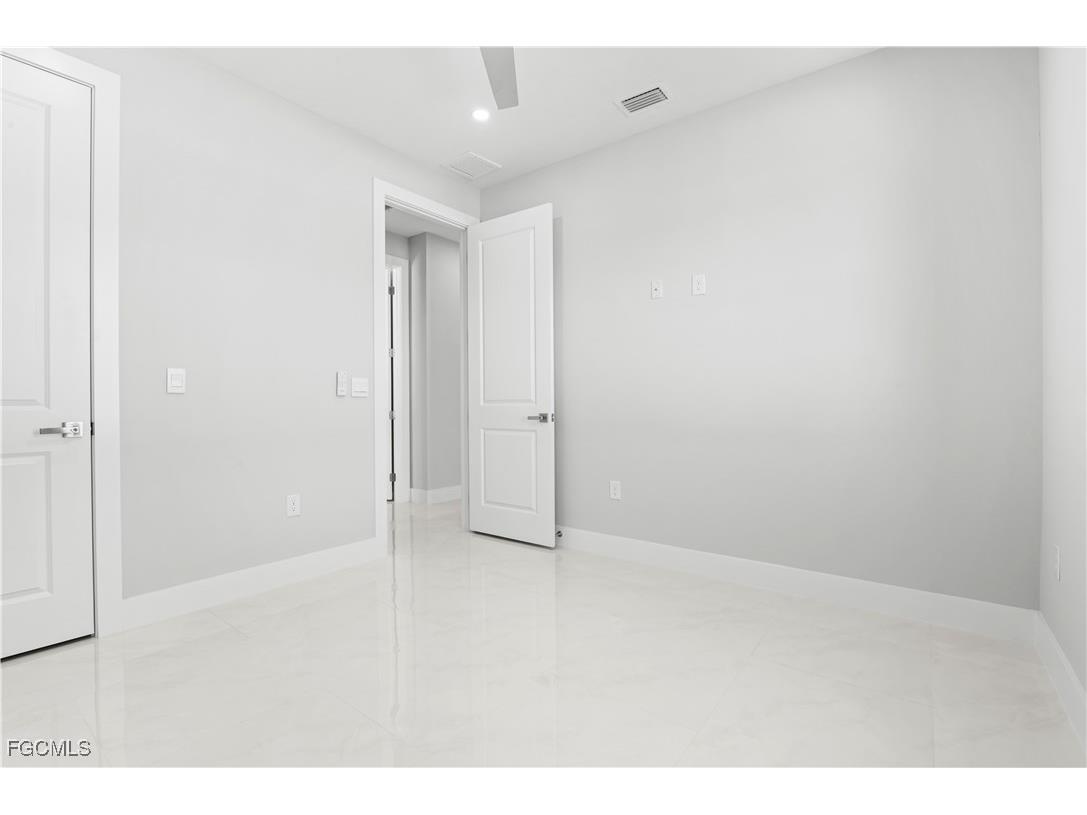 3114 Chiquita Boulevard N Cape Coral FL 33993 2025020928 image22