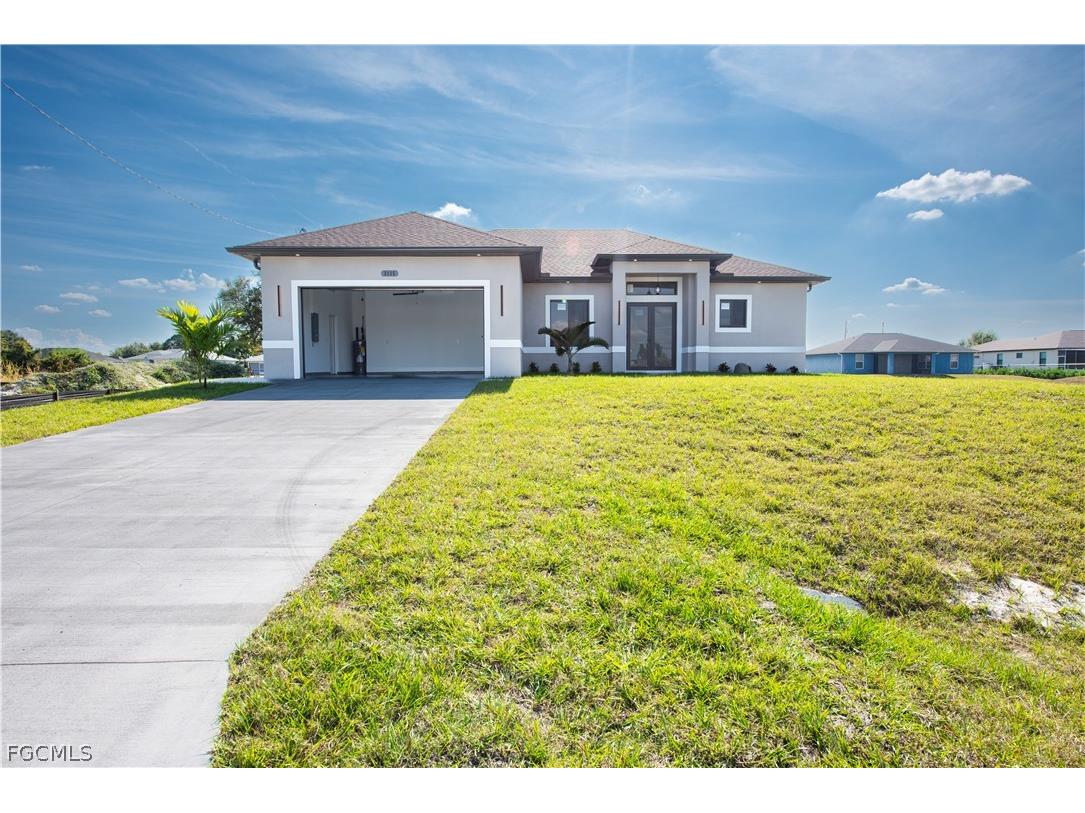 3115 2nd Street SW Lehigh Acres FL 33976 2026008290 image1