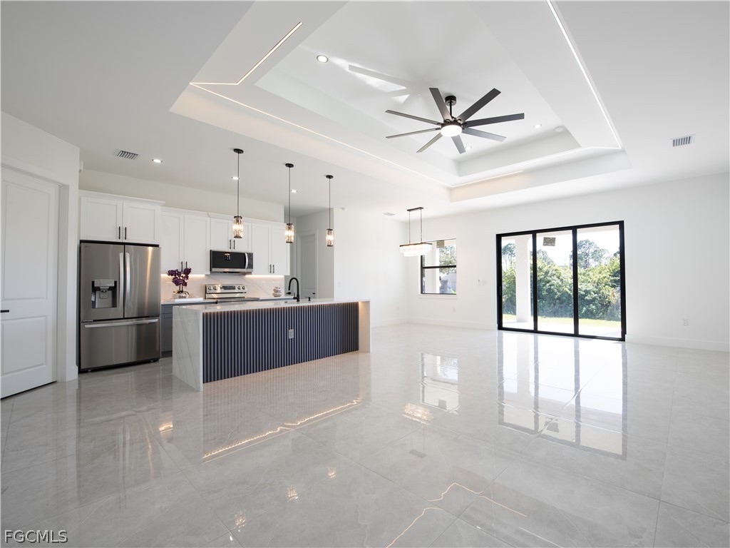 3115 2nd Street SW Lehigh Acres FL 33976 2026008290 image4