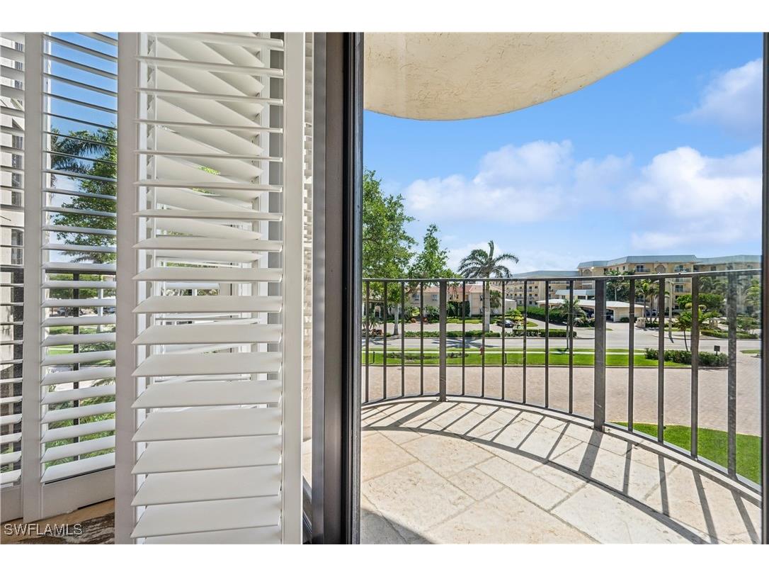3115 Gulf Shore Boulevard N #112S Naples FL 34103 225032327 image17