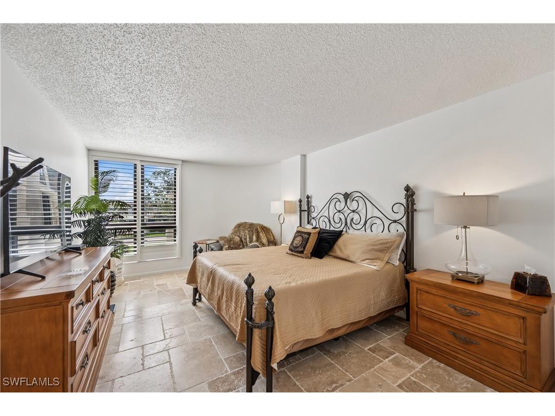 3115 Gulf Shore Boulevard N #112S Naples FL 34103 225032327 image19