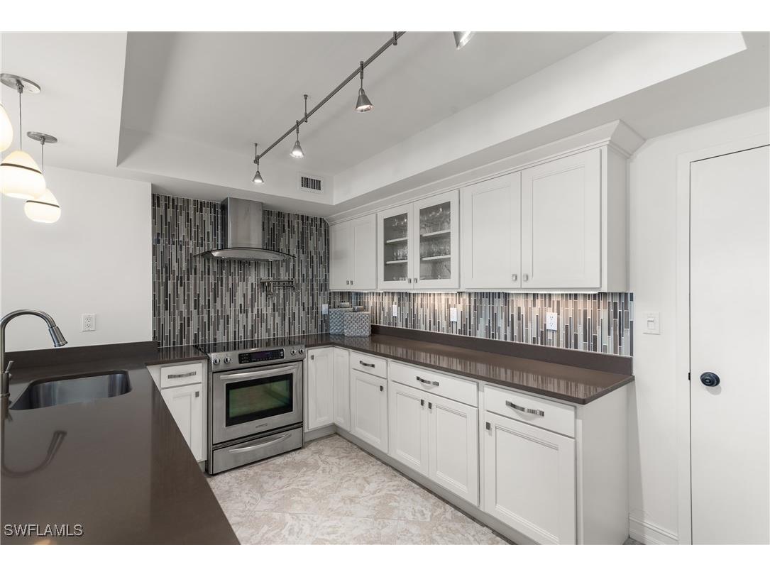 3115 Gulf Shore Boulevard N #203S Naples FL 34103 225068765 image12