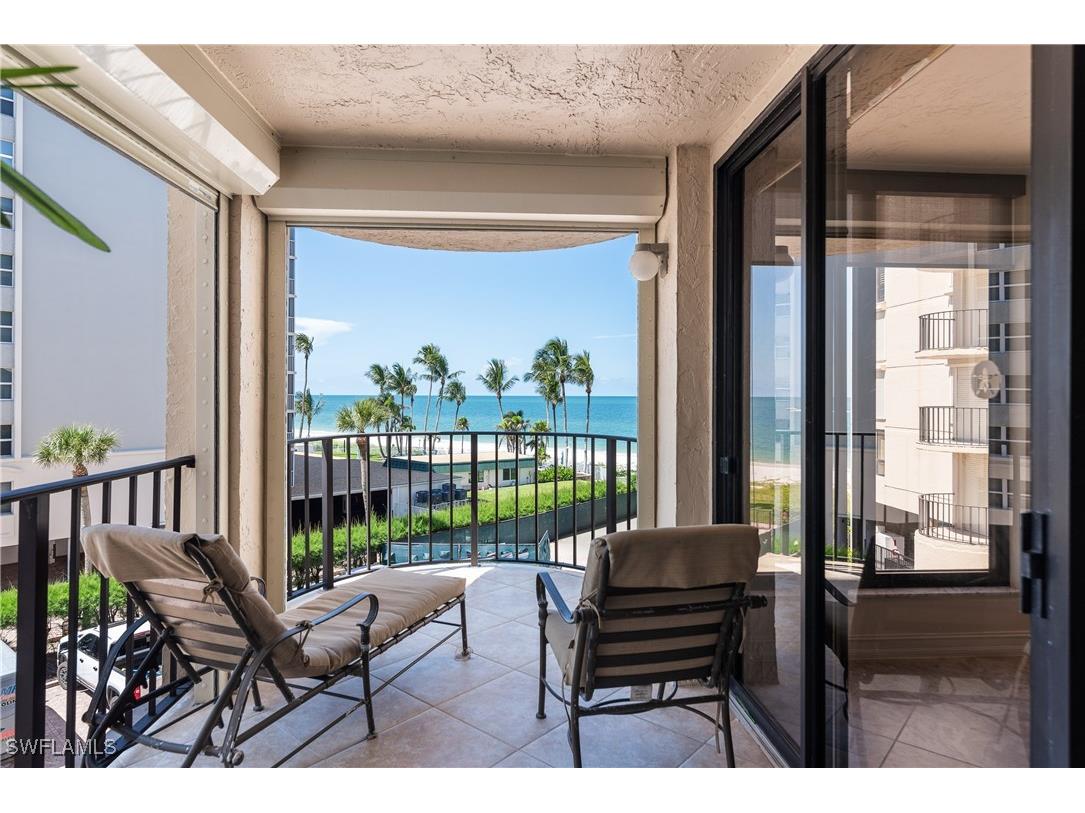 3115 Gulf Shore Boulevard N #203S Naples FL 34103 225068765 image16