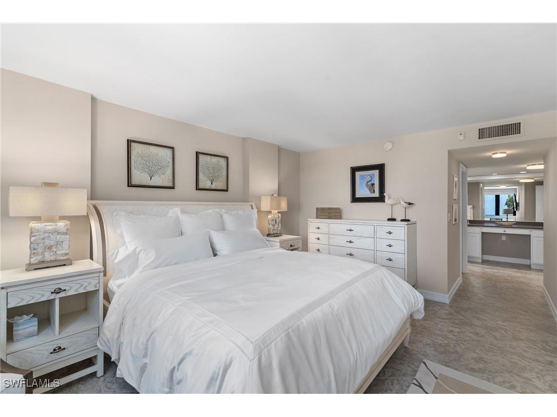 3115 Gulf Shore Boulevard N #203S Naples FL 34103 225068765 image20