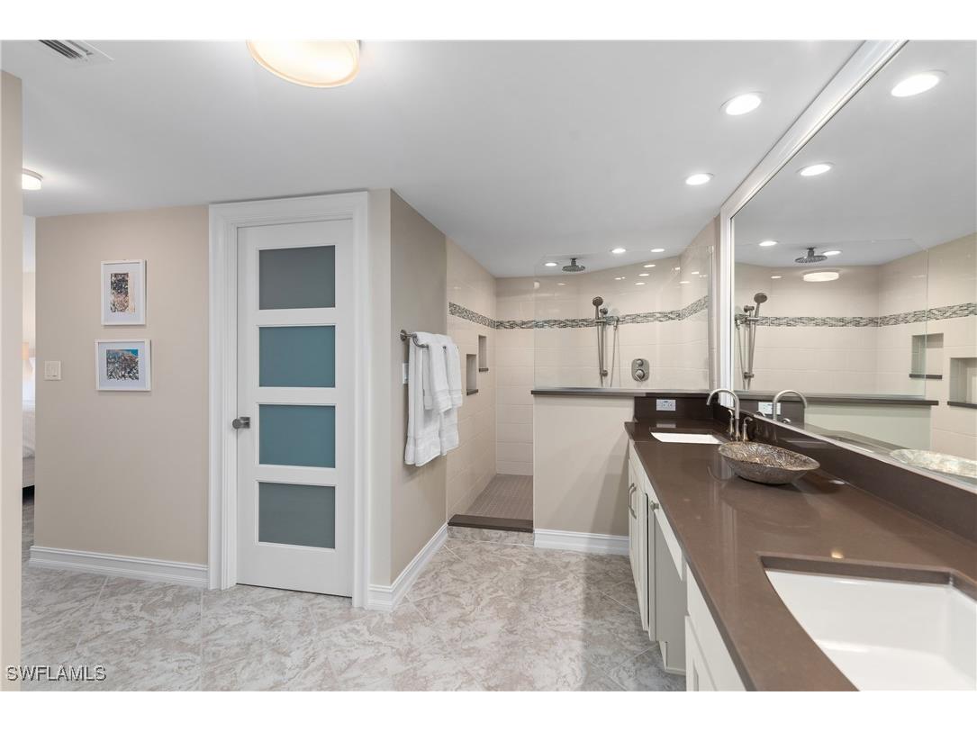 3115 Gulf Shore Boulevard N #203S Naples FL 34103 225068765 image22