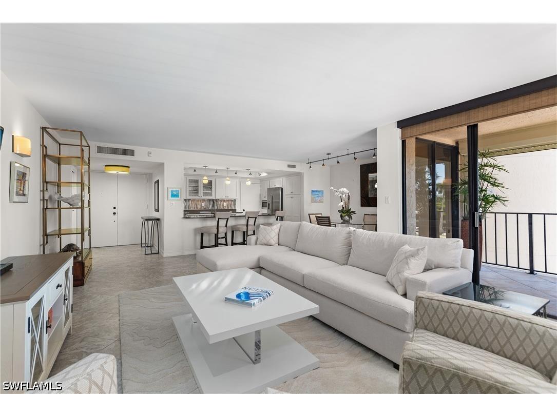 3115 Gulf Shore Boulevard N #203S Naples FL 34103 226025132 image10