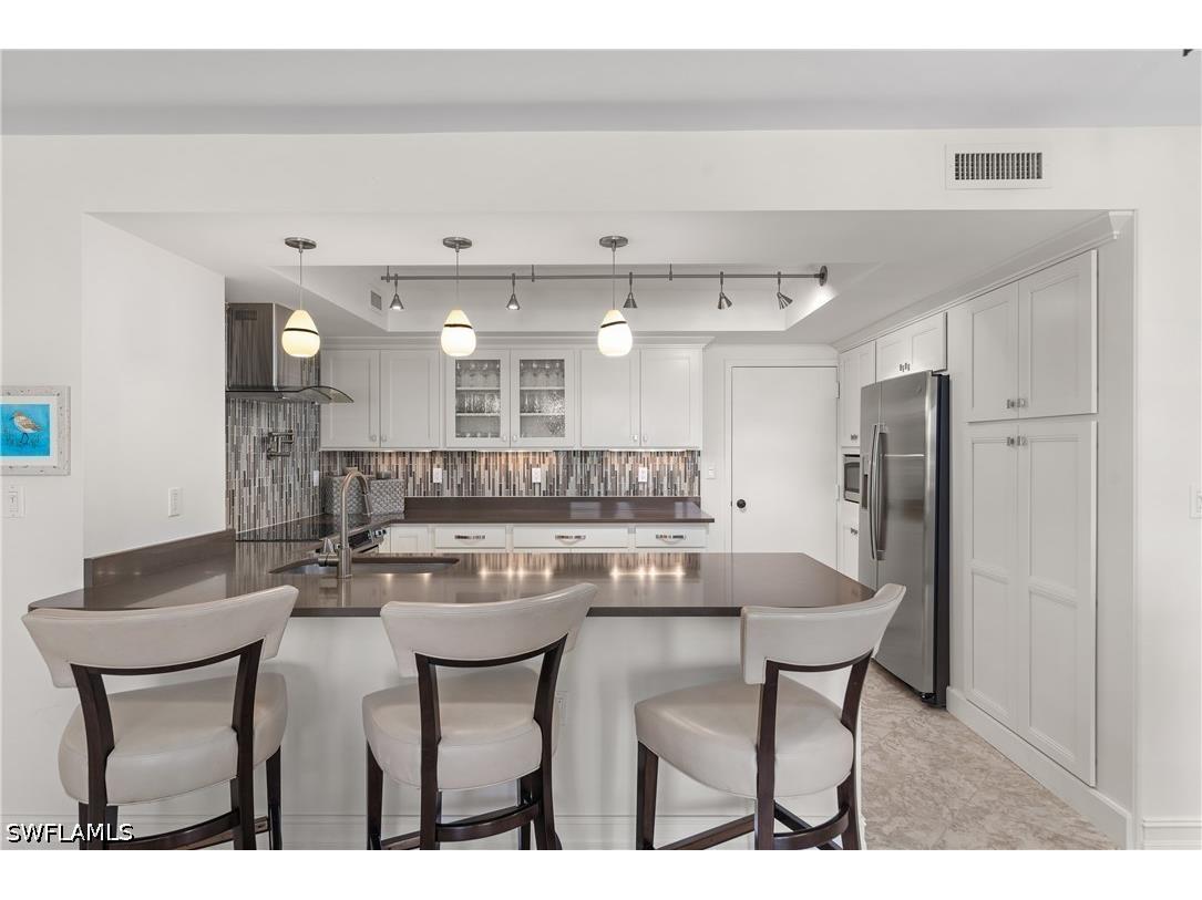 3115 Gulf Shore Boulevard N #203S Naples FL 34103 226025132 image11