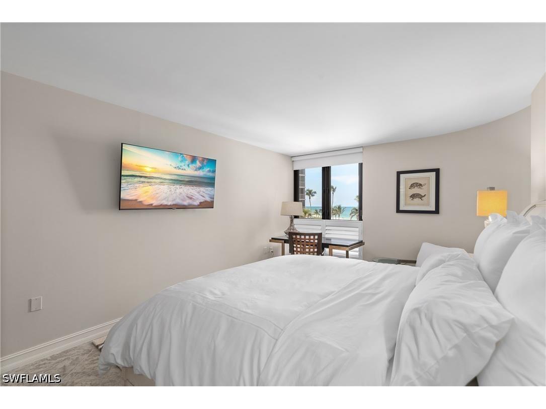 3115 Gulf Shore Boulevard N #203S Naples FL 34103 226025132 image19