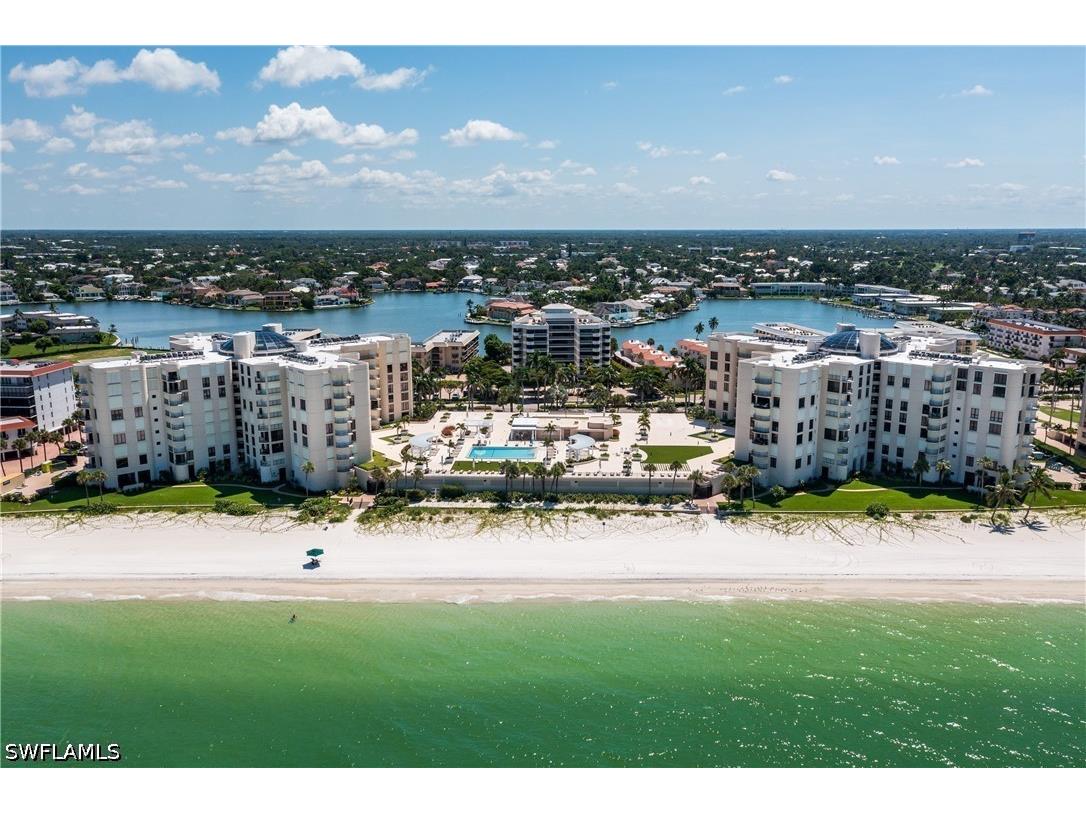 3115 Gulf Shore Boulevard N #203S Naples FL 34103 226025132 image7