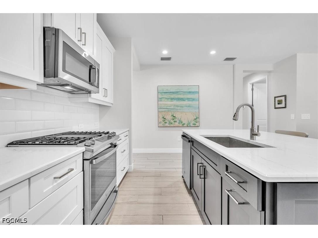 3115 Heritage Pines Drive Fort Myers FL 33905 2026019114 image16