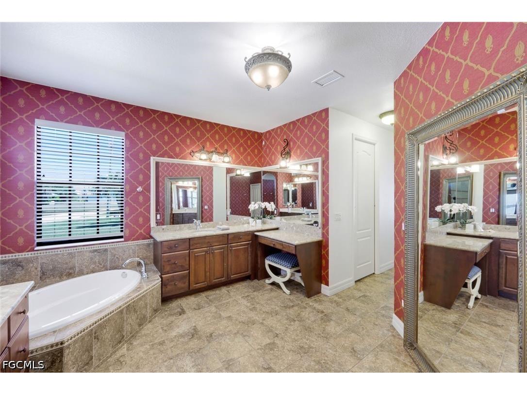 3115 SE 22nd Place Cape Coral FL 33904 2026012649 image23