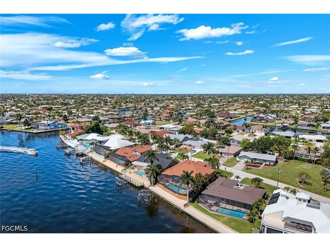 3115 SE 22nd Place Cape Coral FL 33904 2026012649 image49