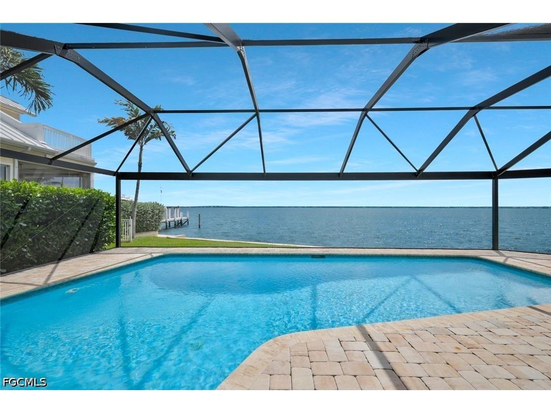 3115 SE 22nd Place Cape Coral FL 33904 2026012649 image5
