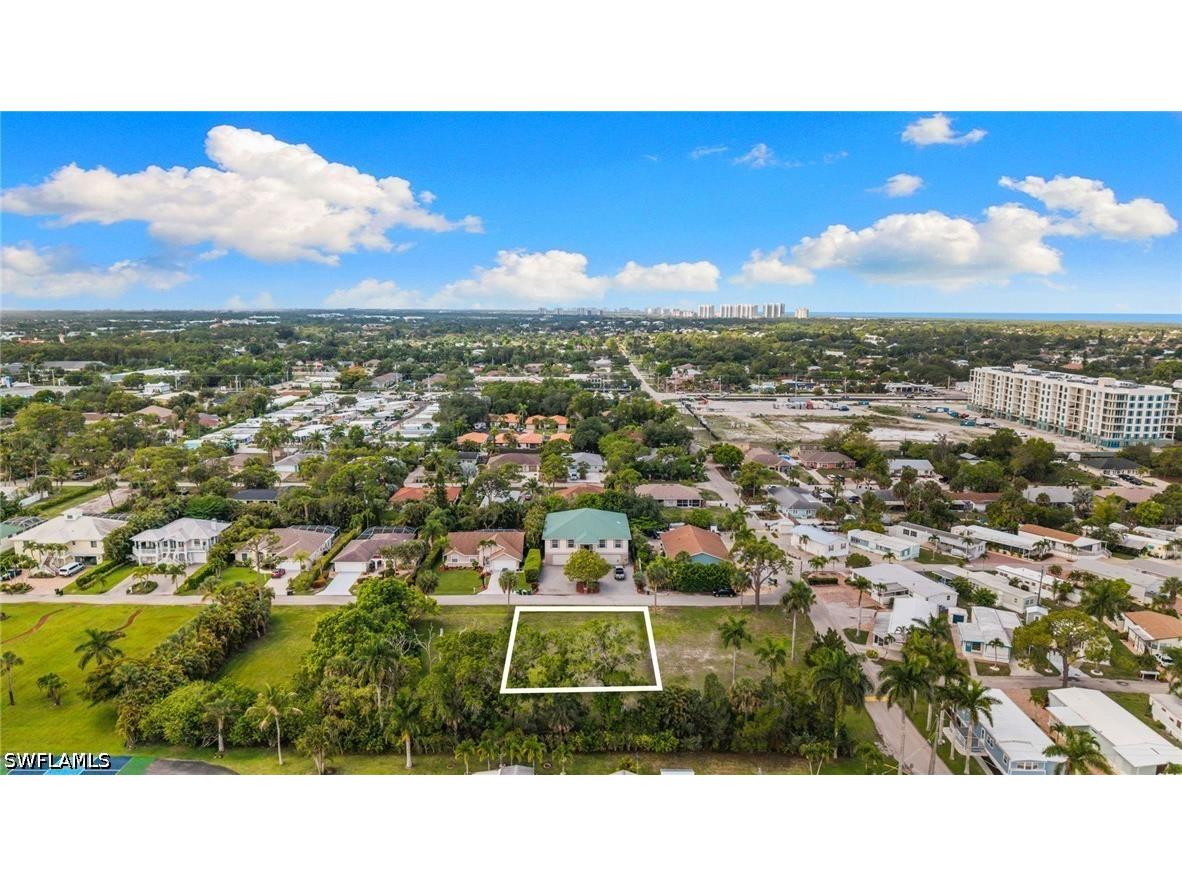3116 Pine Tree Drive Bonita Springs FL 34134 226020949 image1
