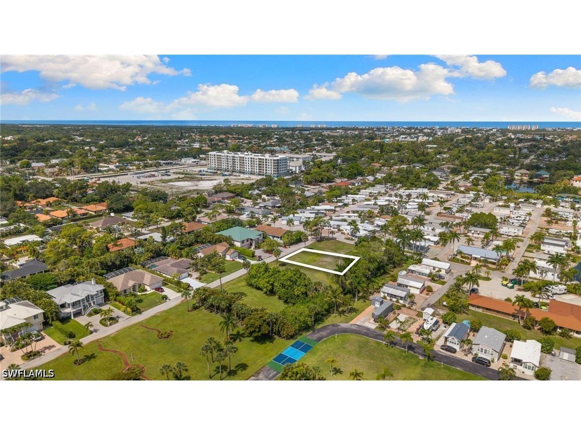3116 Pine Tree Drive Bonita Springs FL 34134 226020949 image2