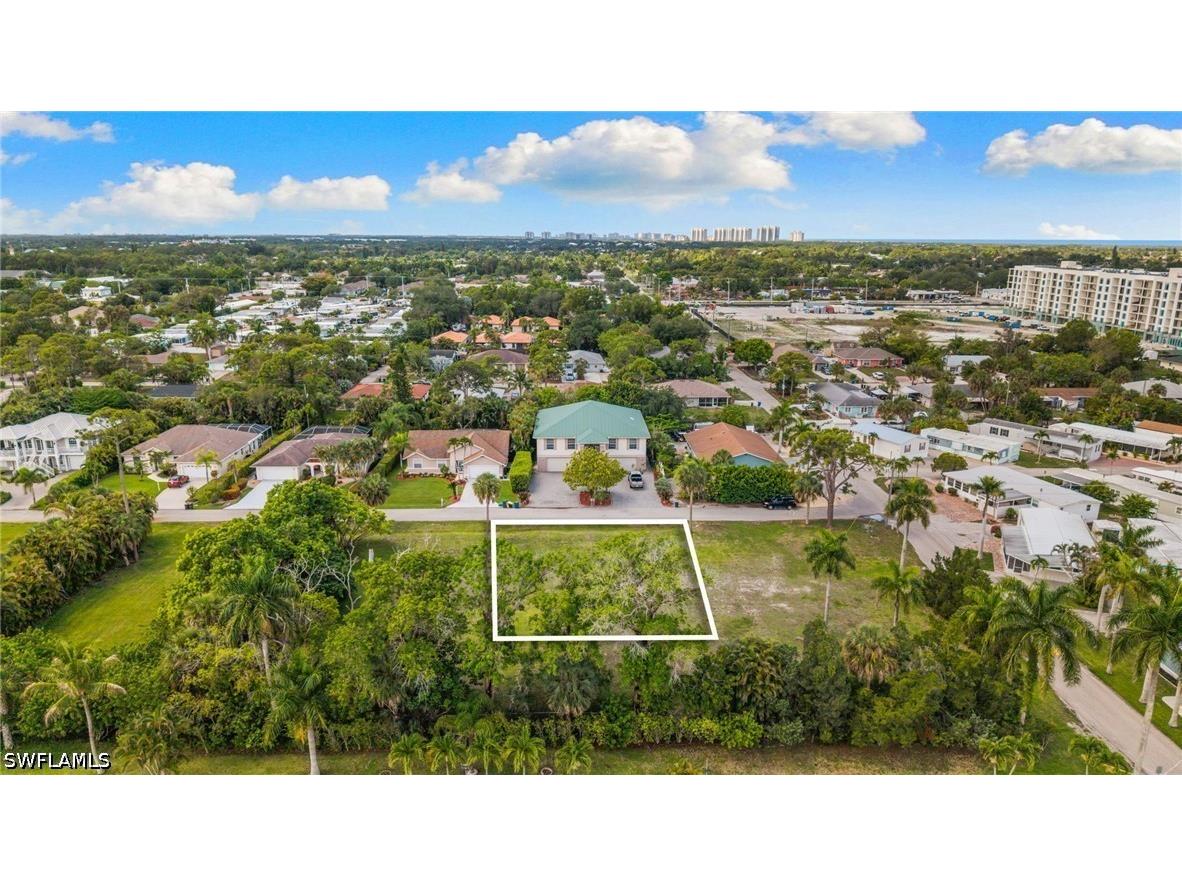 3116 Pine Tree Drive Bonita Springs FL 34134 226020949 image4