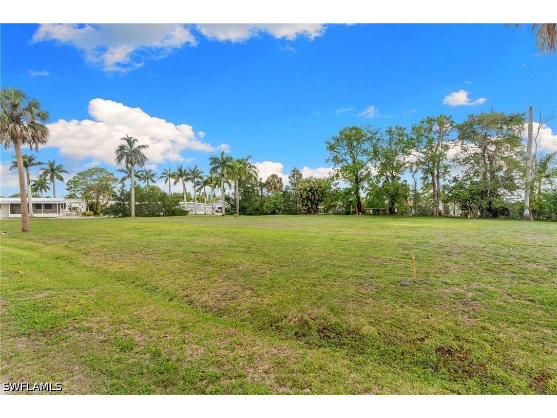 3116 Pine Tree Drive Bonita Springs FL 34134 226020949 image7
